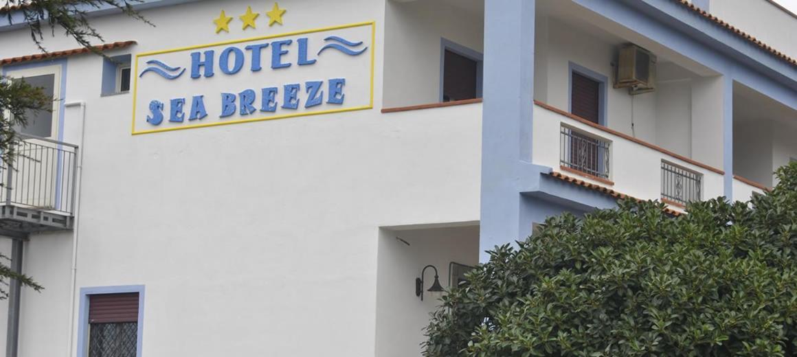 Hotel Sea Breeze Scalea Eksteriør billede
